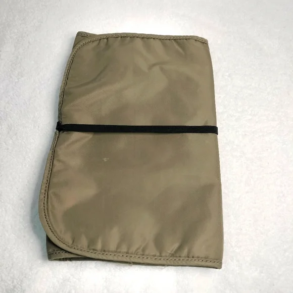 Marc By Marc Jacobs Olive Baby Bag - Picture 15 of 16